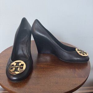 Tory Burch size 11 wedge